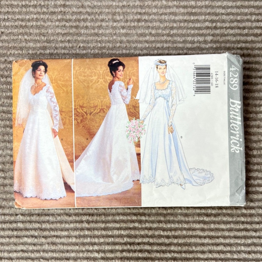 Vintage Butterick 4289 Wedding Dress Pattern Detachable Train Size 14-18